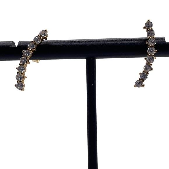 Jewelry - Sterling Silver cubic zirconia earrings New in Box